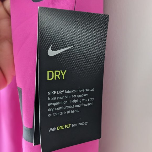 Women's Plus Size Nike Hot Pink Icon Clash Athletic Tights - Picture 6 of 11